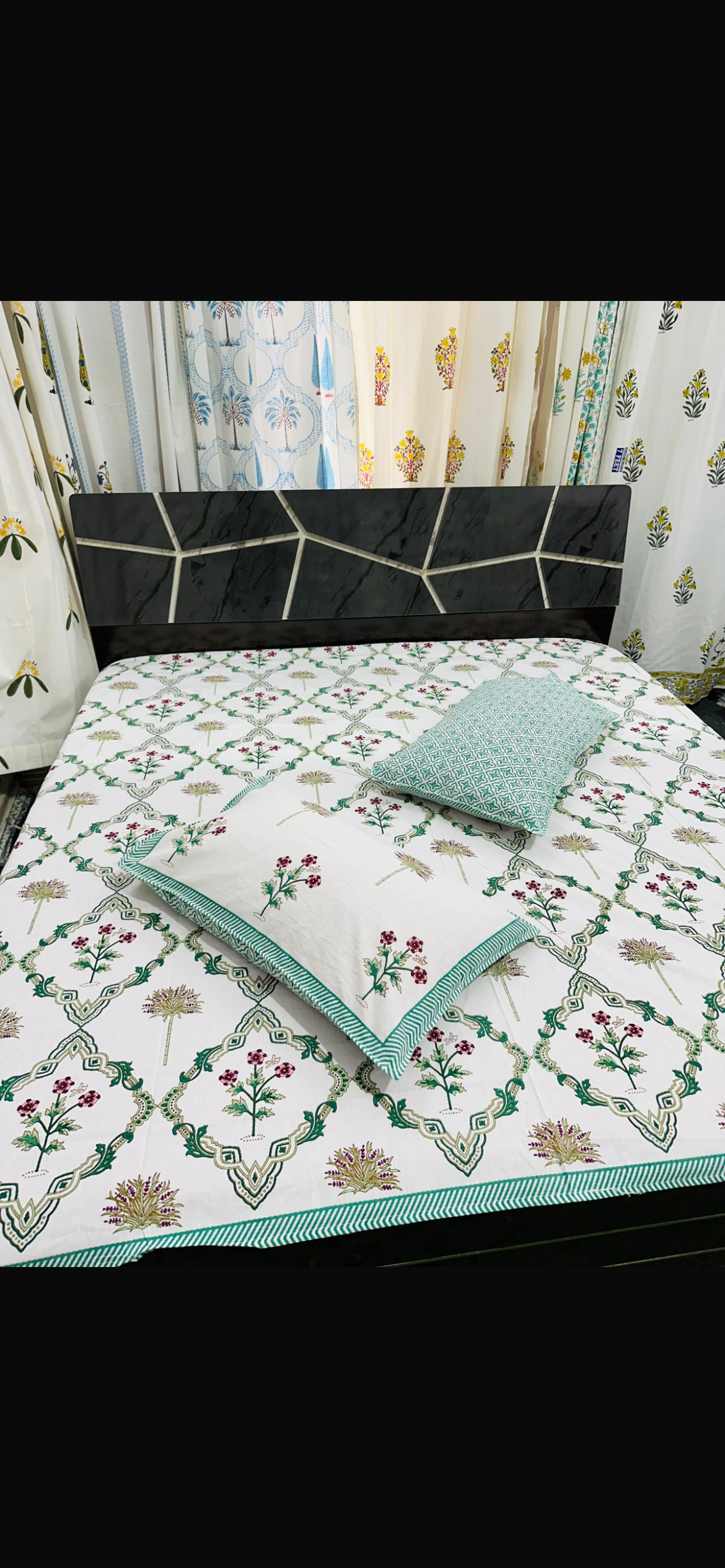 Bedsheets Blossom