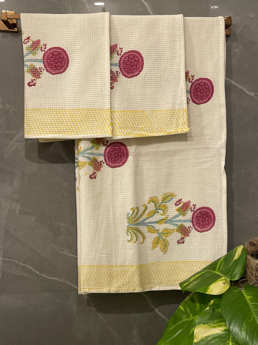 Block Printed Waffle Red Flower Towel Set