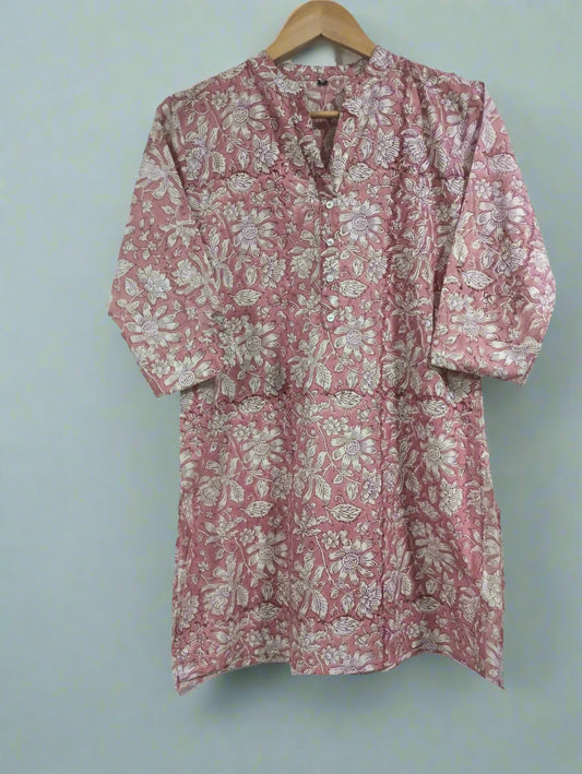 Block Printed Mandarin Collar Kurti: Pink with white flowers