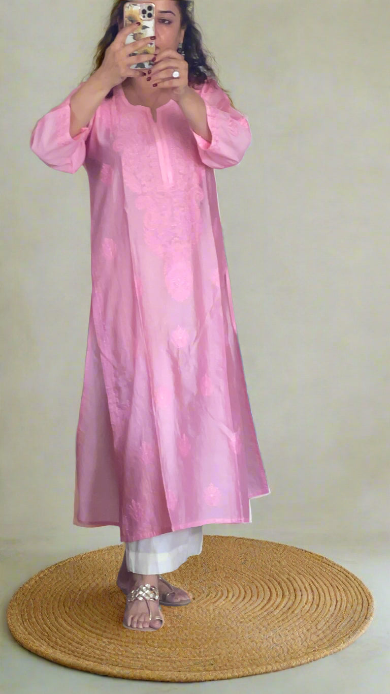 Chikankari Chanderi Gala Buti Kurta