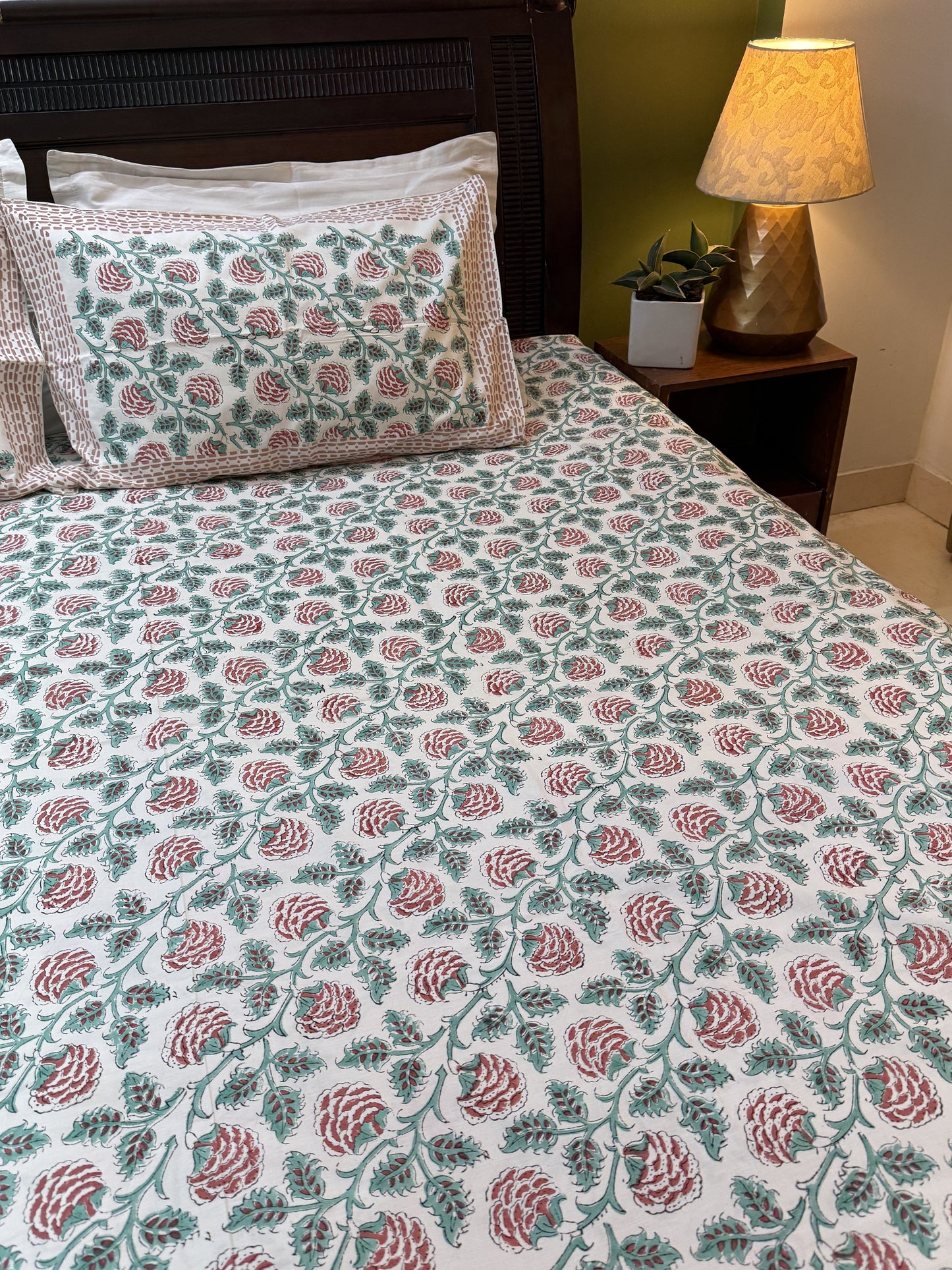 Hand Block Printed King Size Bed sheet: Rose Blooms