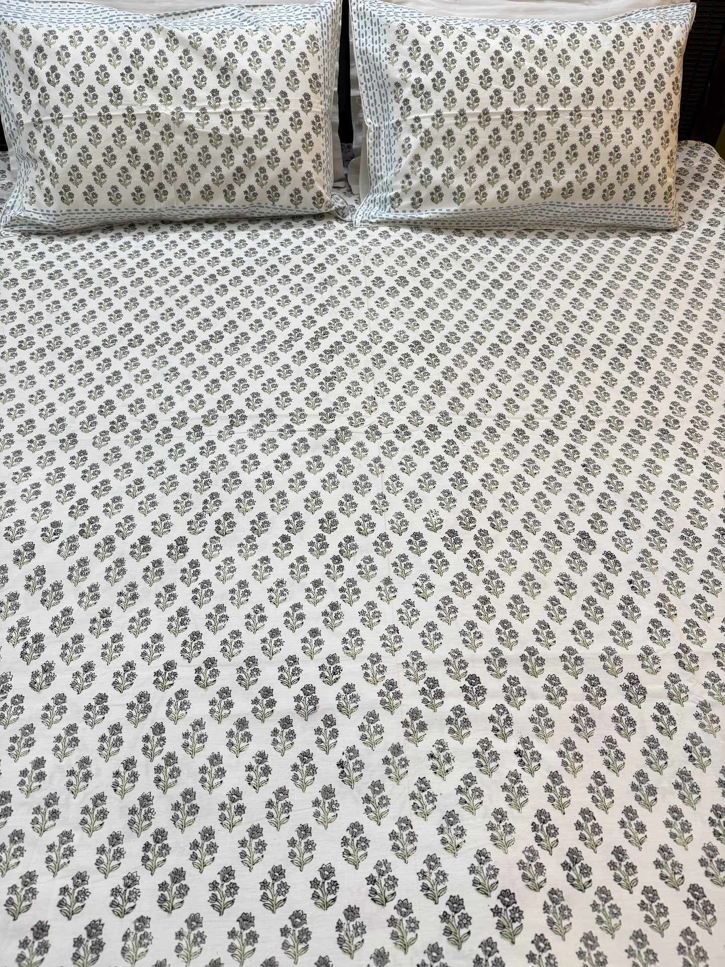 Hand Block Printed King Size Bed sheet: Lavender Blooms