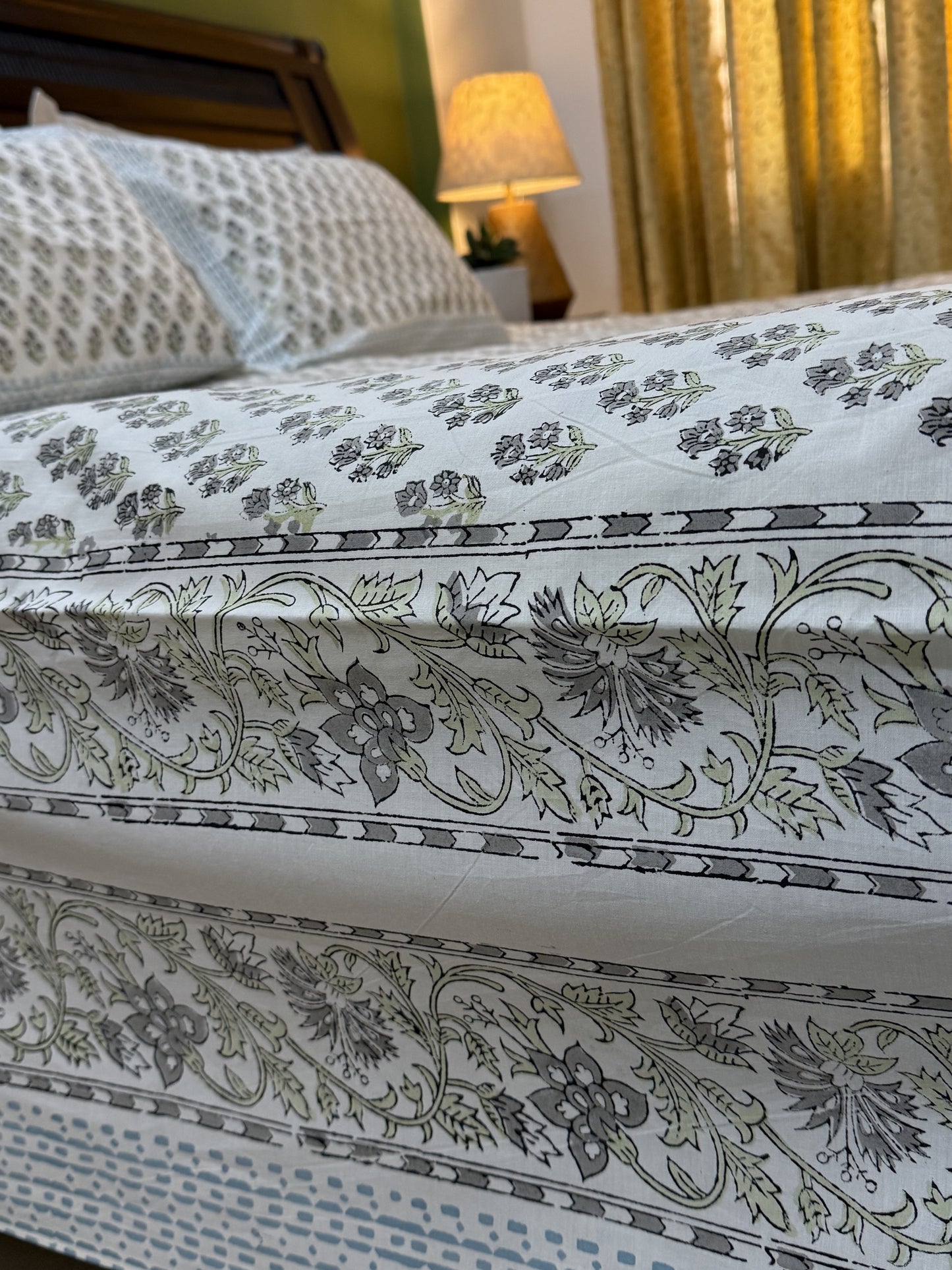 Hand Block Printed King Size Bed sheet: Lavender Blooms