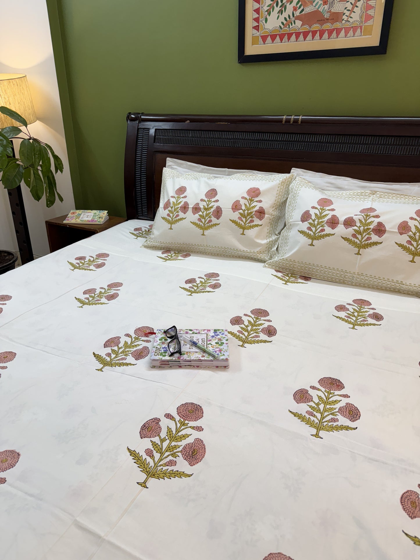 Hand Block printed King Size Bed sheet:  Peach Dahlias