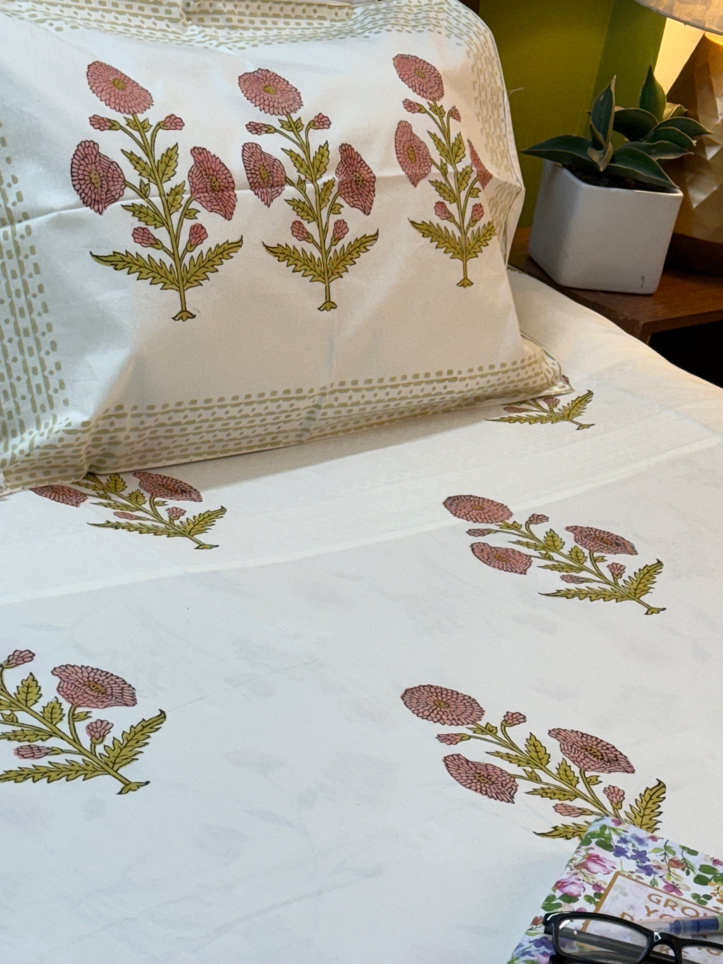 Hand Block printed King Size Bed sheet:  Peach Dahlias